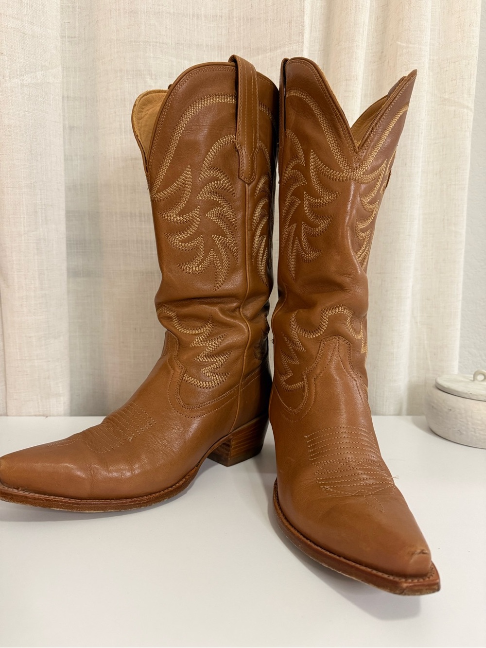 Tecovas “The Annie” - Tan Leather (discontinued color) Size 9.5B